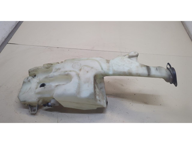 Бачок омывателя Cadillac Escalade 3 2006-2014 15917650