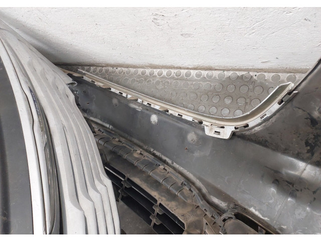 Бампер Chrysler Voyager 2007-2010 передний