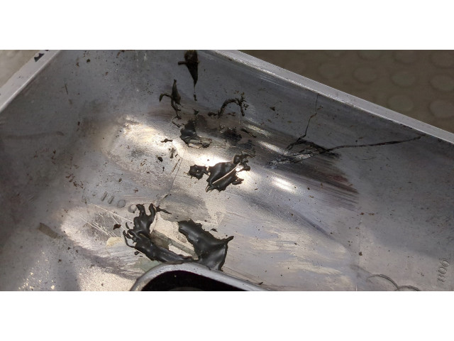 Решетка радиатора  Hummer H2          15777617