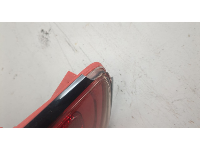 Задний фонарь