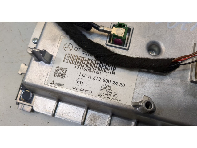 Дисплей бортового компьютера  Mercedes E W213 A2139002420       