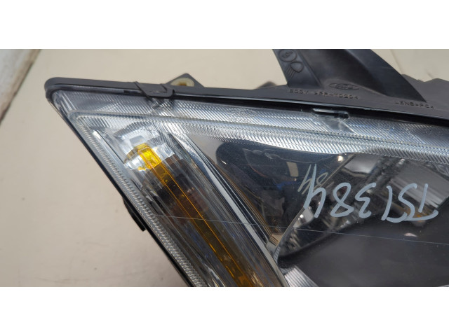 Фара передняя Ford Focus 2 2005-2008 правая
