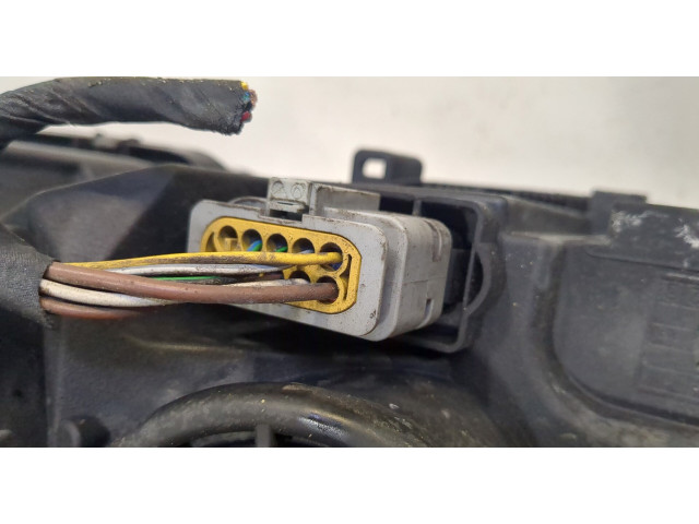 Фара передняя  Mercedes C W204 2007-2013 правая 