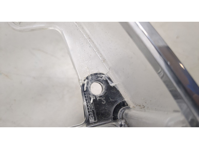 Дисплей мультимедиа  Volvo XC90 2014-2019        