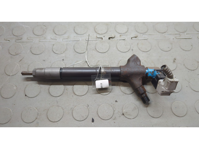 Форсунка топливная  Toyota RAV 4 2006-2013    2367029125     