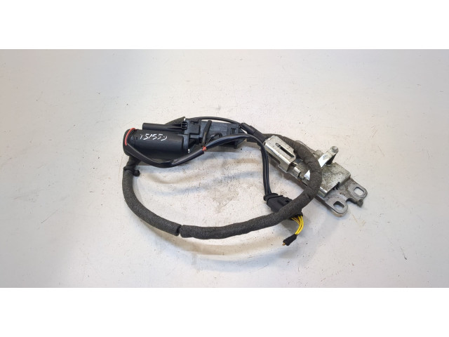 Замок багажника  Audi A8 (D3) 2002-2010       