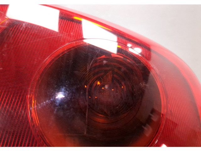 Задний фонарь