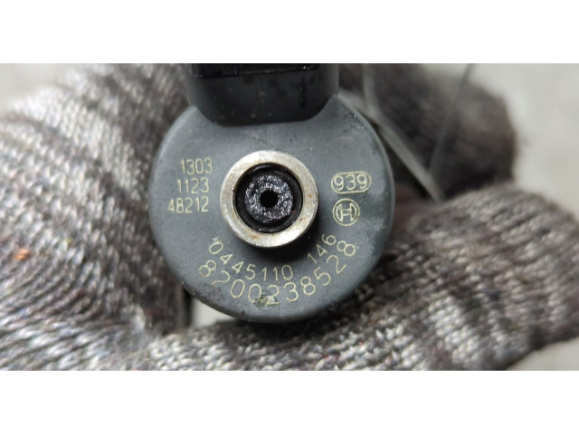 Форсунка топливная  Volvo S40 / V40 1995-2004    8602508     