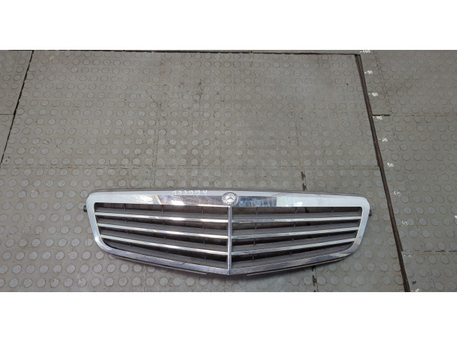 Решетка радиатора  Mercedes C W204 2006-2015          