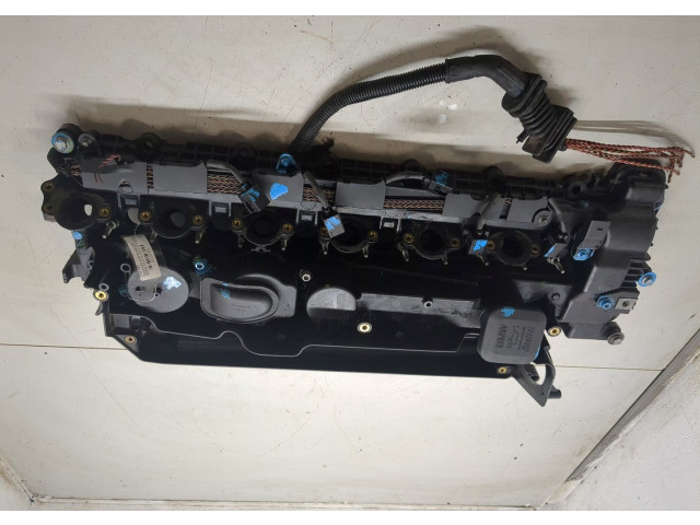 Клапанная крышка двигателя ДВС  BMW X5 E70 2007-2013      