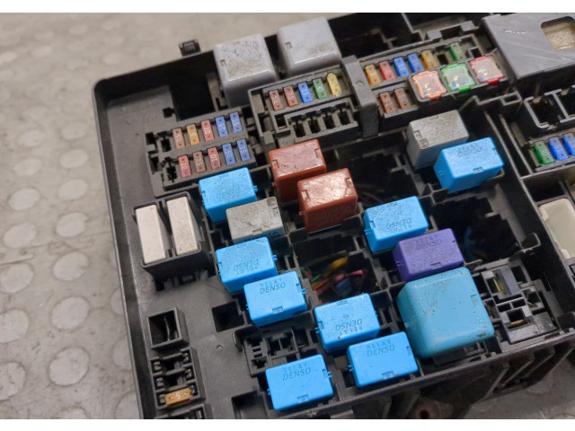 Блок предохранителей  Toyota Sequoia 2008-      827410C060   