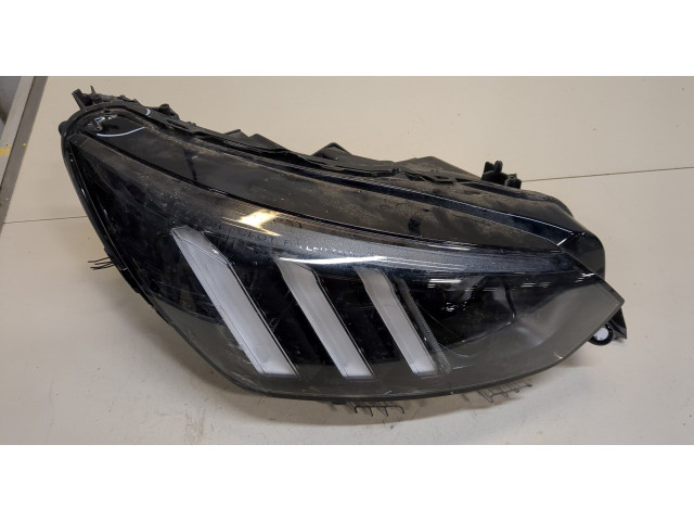 Фара передняя Peugeot 2008 2019-2023 правая