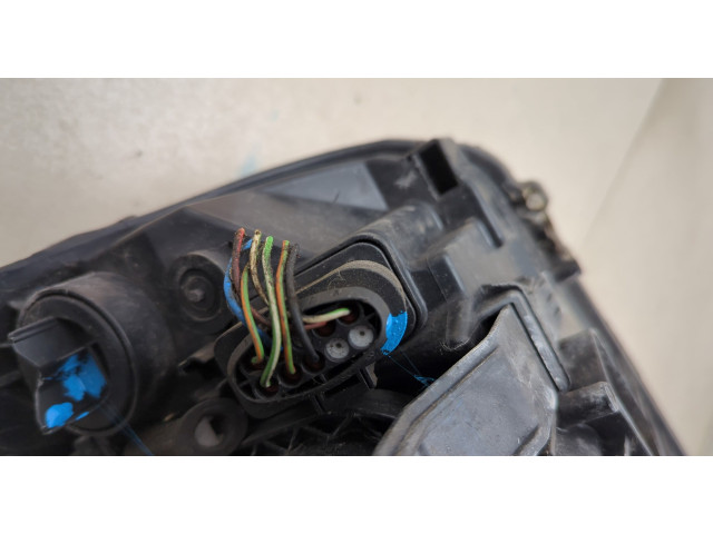 Фара передняя  Ford Focus 2 2005-2008 правая 