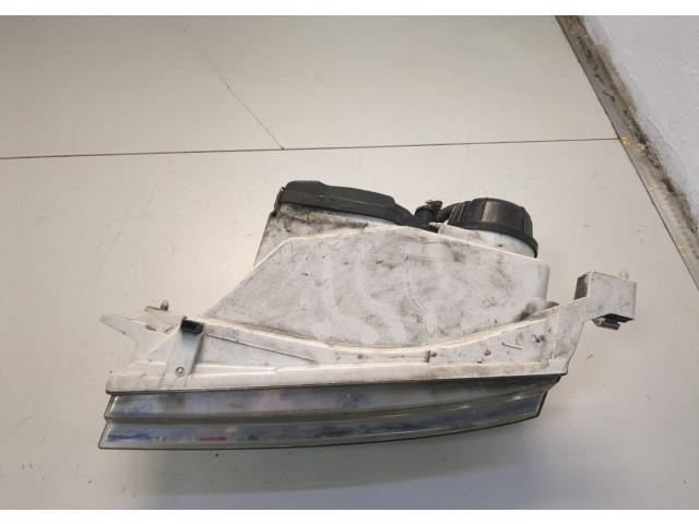 Фара передняя  Skoda Octavia Tour 1996-2011 правая 