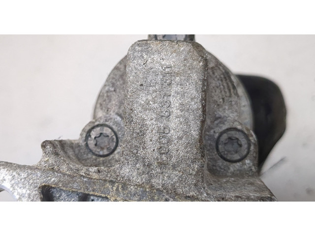 Стартер Volkswagen Golf Plus 1.9