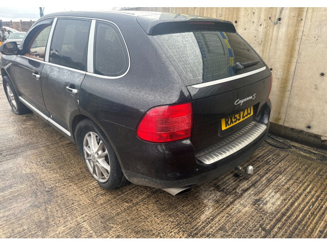 Стойка амортизатора Porsche Cayenne 2002-2007 95533303342, 95533303343 4.5 бензин