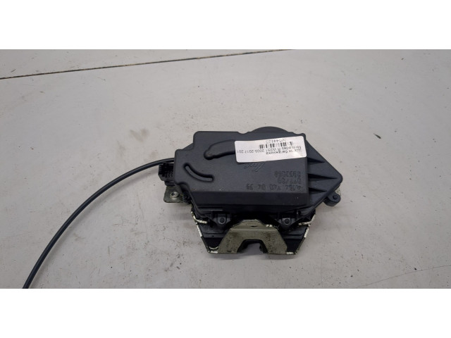 Замок багажника  Mercedes R W251 2005-2017       