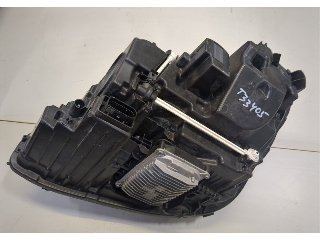 Фара передняя  Mercedes E W213 правая 