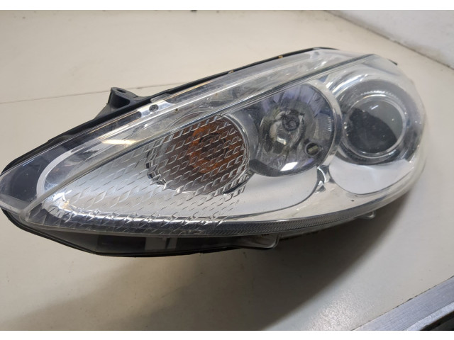 Фара передняя Ford Fiesta 2008-2013 левая