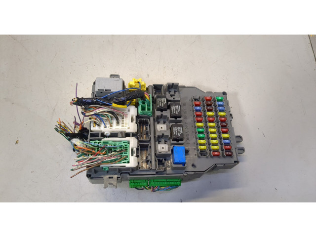 Блок предохранителей  Acura MDX 2006-2013         