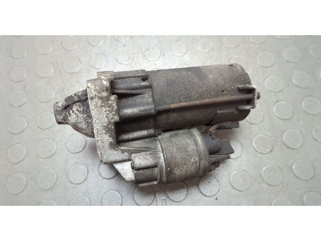 Стартер Renault Scenic 2009-2012 1.5 233000603R