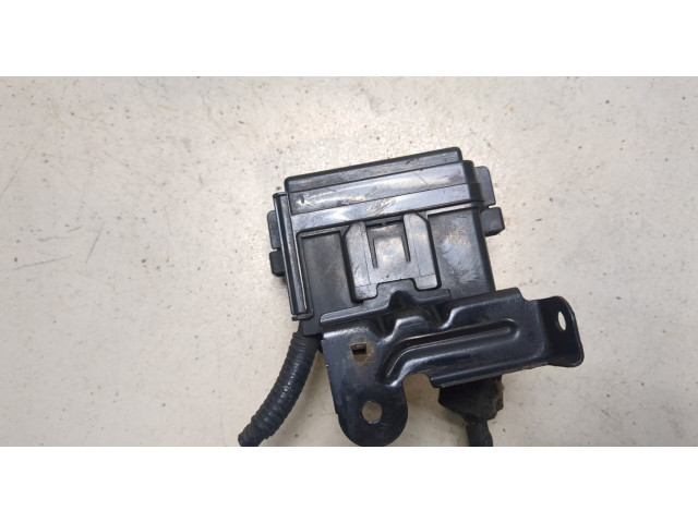 Блок предохранителей Honda Ridgeline 2005-2012