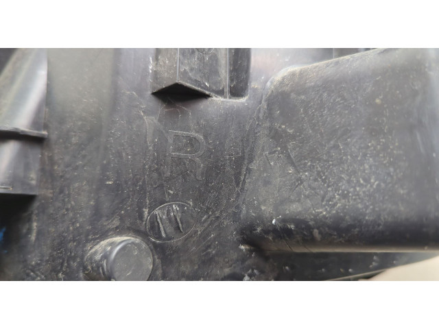 Фара передняя Nissan Pathfinder 2004-2014 правая