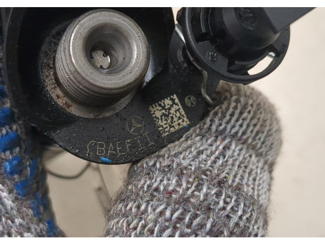 Форсунка топливная  Jeep Commander 2006-2010         