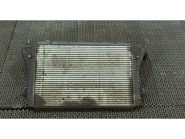 Интеркулер Audi A3 (8PA) 2004-2008 1.9 1K0145803L