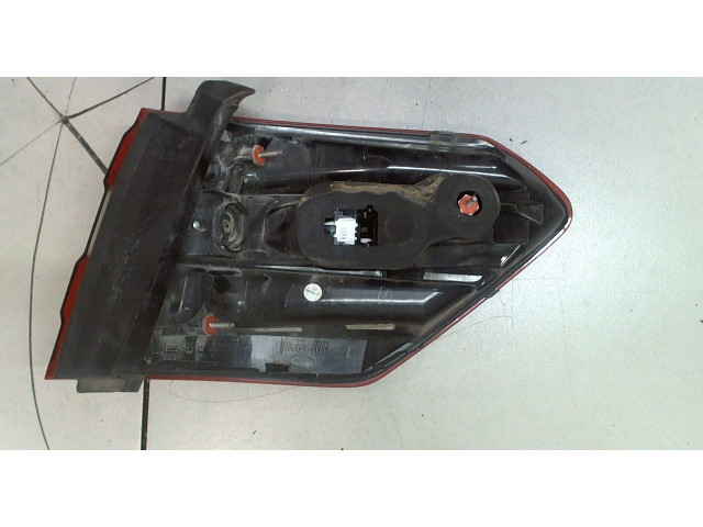 Задний фонарь A2128204164 Mercedes E W212 2009-2013