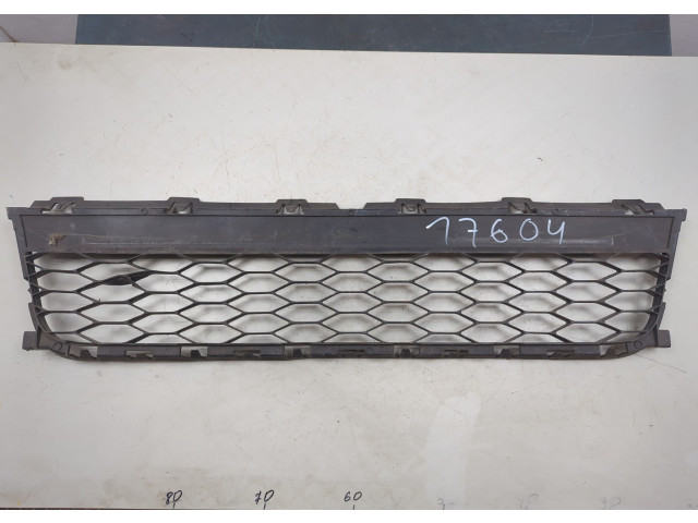 Решетка радиатора  Ford Explorer 2015-2019          fb5317k945