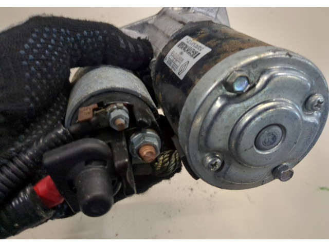 Стартер  Dacia Duster 1.6     