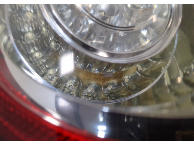 Задний фонарь          