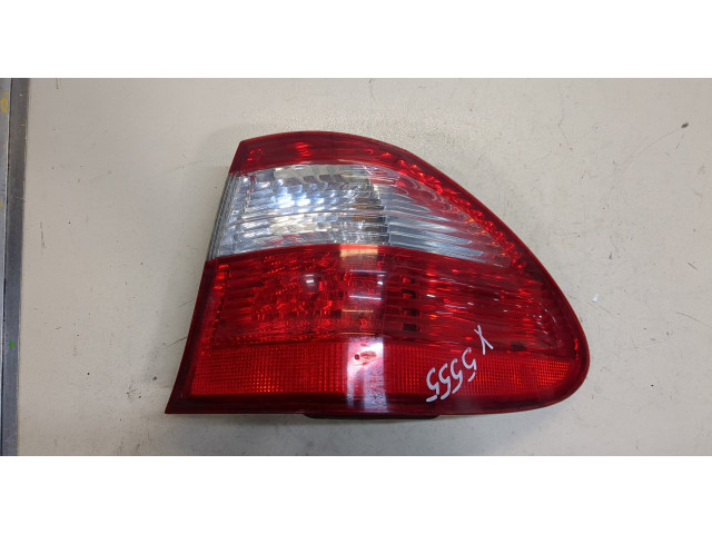 Задний фонарь          