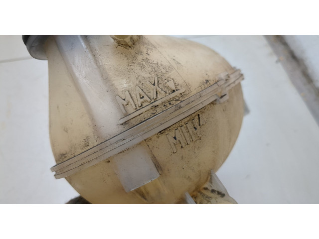 Бачок расширительный  Ford Escape 2015-2019 GV6Z8A080B   