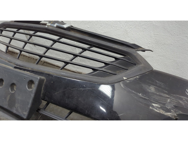 Решетка радиатора  Chevrolet Equinox 2017-2024          84150736