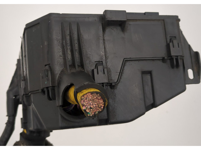 Блок предохранителей Mitsubishi Outlander 2012-2021 8565A358