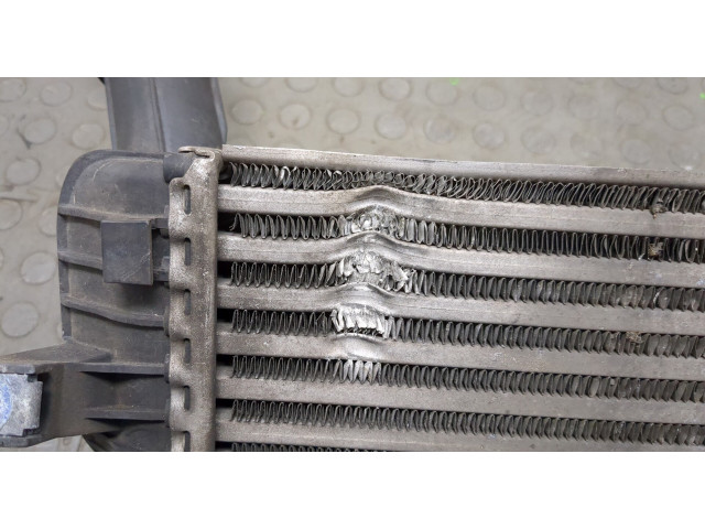 Интеркулер  Audi Q7 2006-2009       