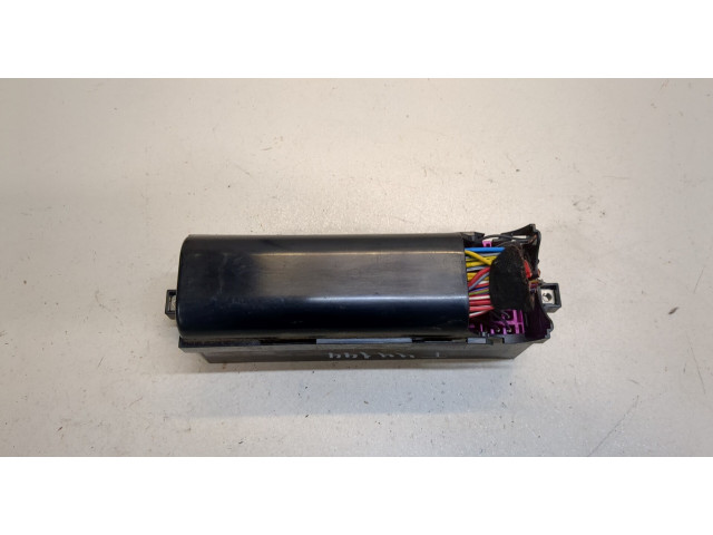 Блок предохранителей Skoda Fabia 2007-2010