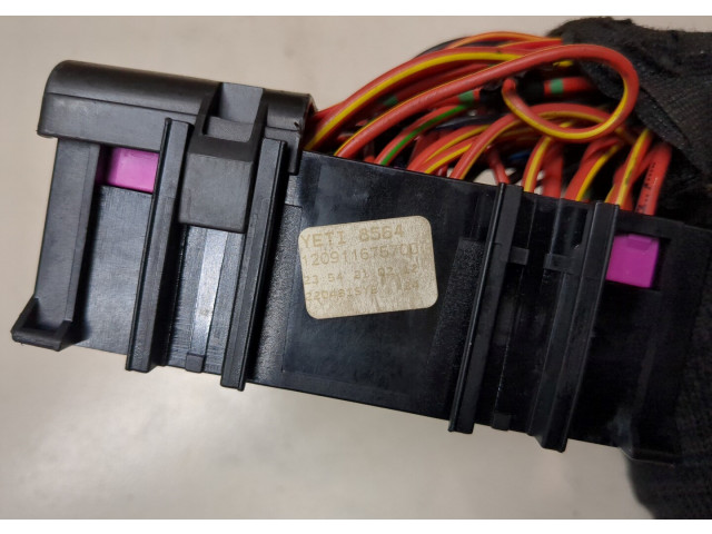 Блок предохранителей Skoda Yeti 2009-2014