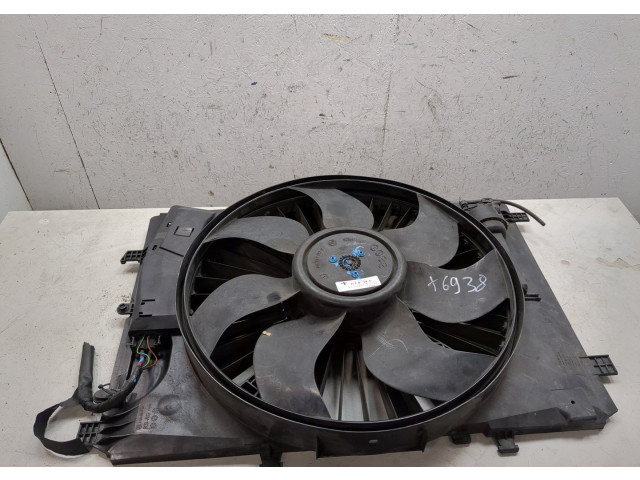 Вентилятор радиатора  Mercedes E W212 2009-2016           