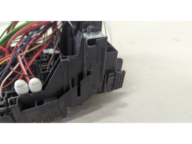 Блок предохранителей Volkswagen Jetta 7 2018-2025 5Q0937125D