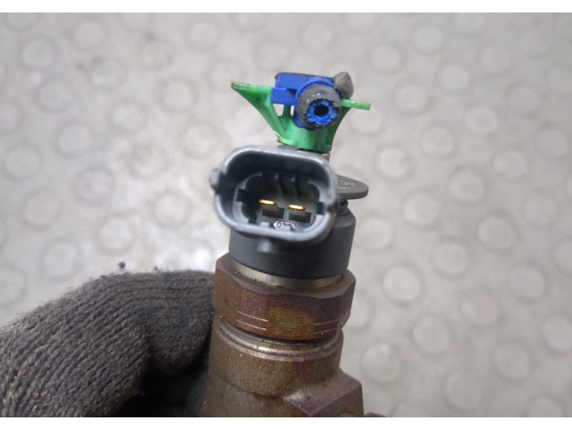 Форсунка топливная  Citroen C4 2010-2020    9802776680     