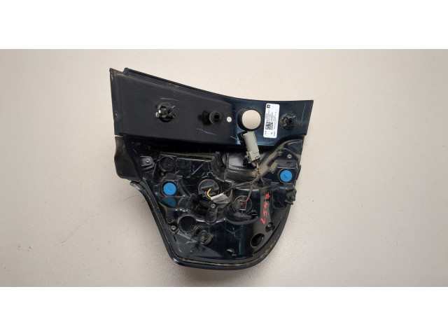 Задний фонарь 84379500