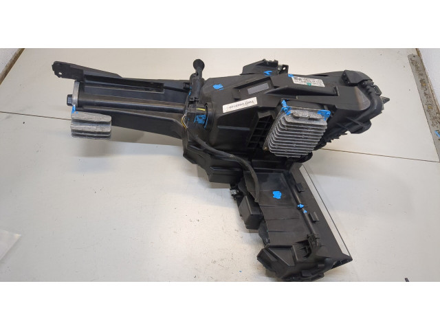 Фара передняя  Cadillac XT4 левая 