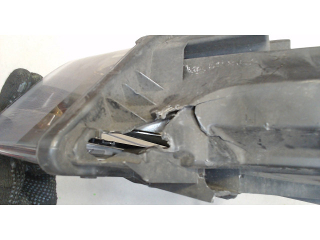 Фара передняя Audi Q3 2011-2014 левая