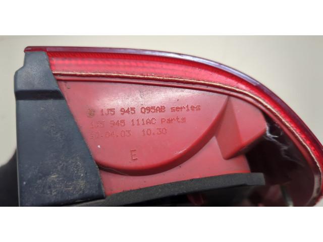 Задний фонарь     1J5945095AA     