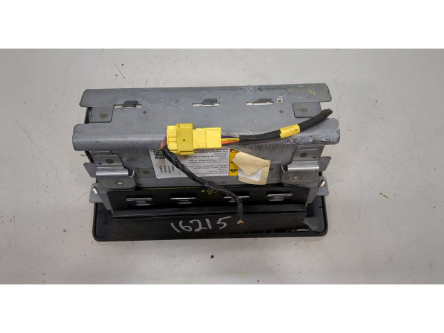 Подушка безопасности переднего пассажира Hummer H3