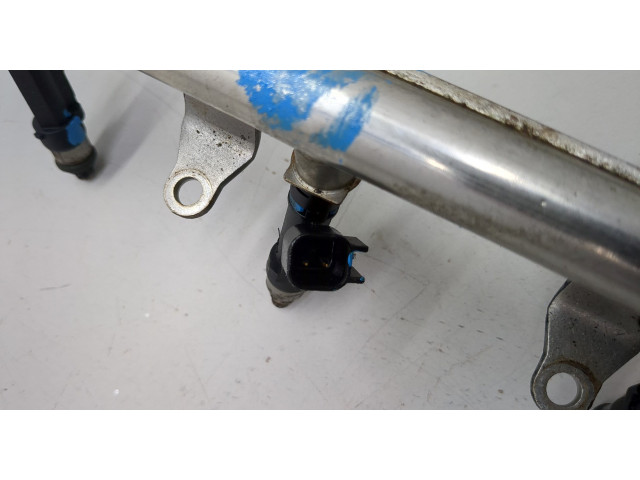 Форсунка топливная  Jeep Grand Cherokee 2004-2010    53032701AA     