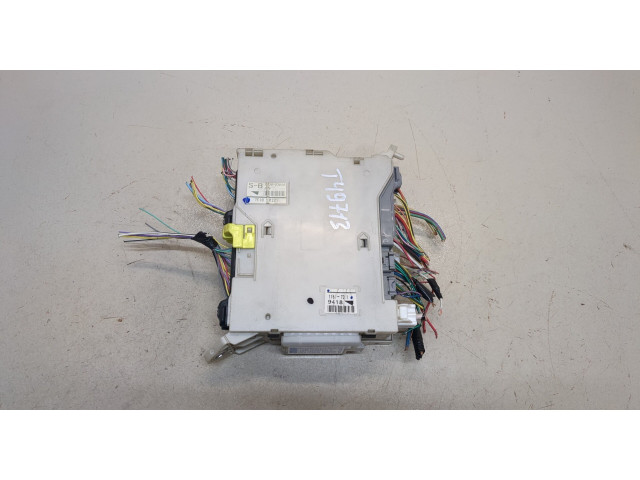 Блок предохранителей Lexus IS 2005-2013